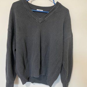 Aritzia TNA Beacon Sweater in Grey